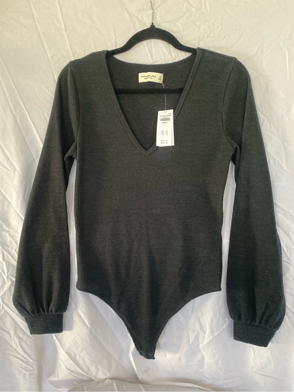 Abercrombie & Fitch Black V-Neck Sweater Top